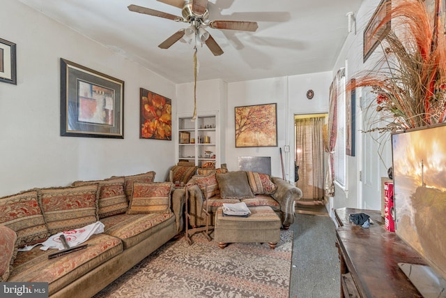 236 N Charlotte St, Pottstown, PA 19464 - living room with ceiling fan