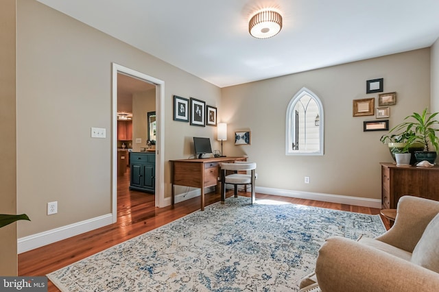 205 Mallard Dr, Stevensville, MD 21666 - home office featuring wood finished floors and baseboards