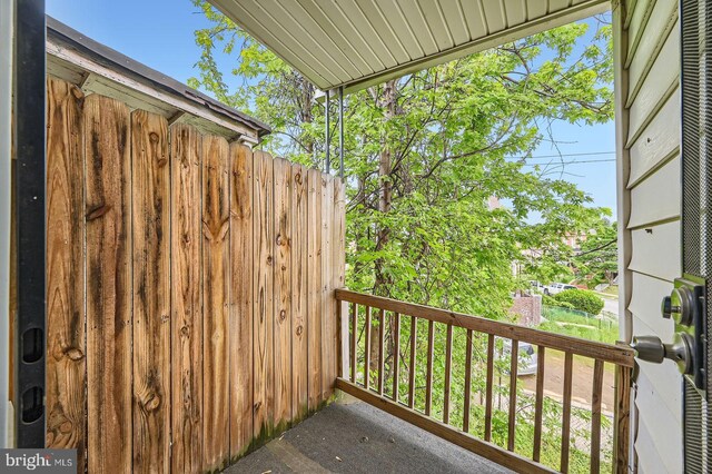 118 N Hilton St, Baltimore, MD 21229 - view of balcony