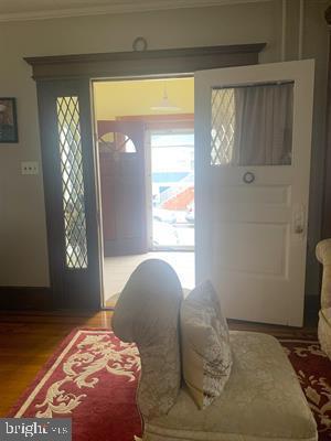 19 S Elberon Ave, Atlantic City, NJ 08401 - entryway with crown molding and wood finished floors