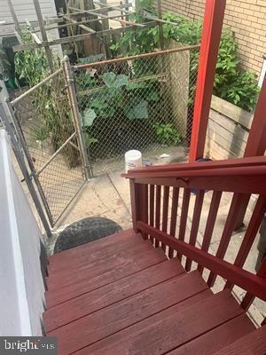 19 S Elberon Ave, Atlantic City, NJ 08401 - view of wooden deck