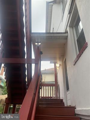 19 S Elberon Ave, Atlantic City, NJ 08401 - view of stairs