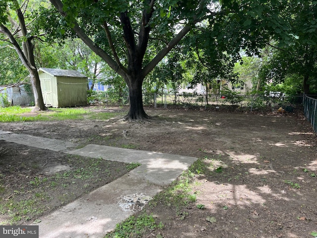 1208 First Ave, Seabrook, NJ 08302 - view of fenced backyard