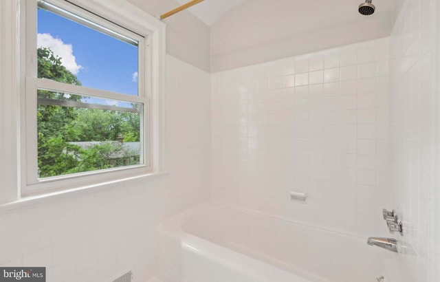 8404 Galveston Rd, Silver Spring, MD 20910 - bathroom featuring shower / washtub combination