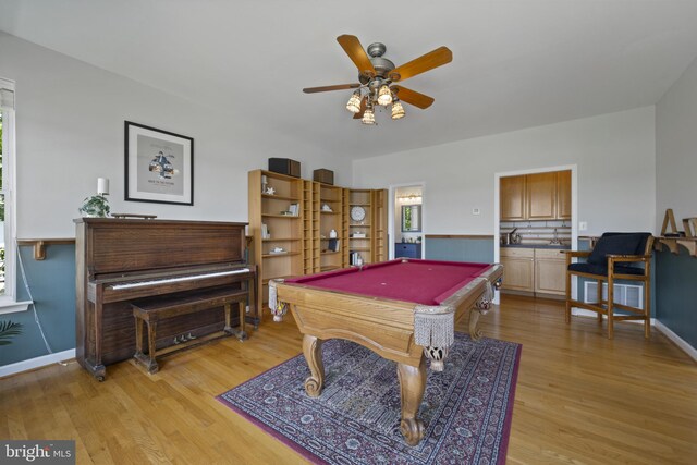 3403 Niagara Rd, Annapolis, MD 21403 - recreation room featuring light wood-style floors, a ceiling fan, and pool table