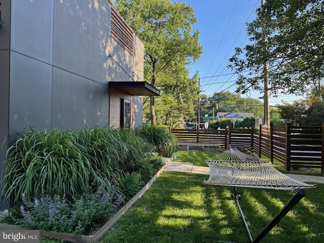 5929 Onondaga Rd, Bethesda, MD 20816 - view of yard