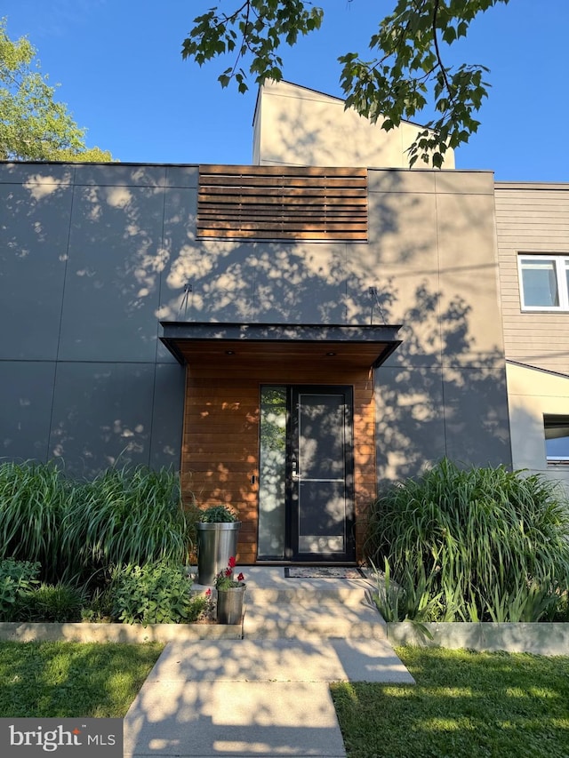 5929 Onondaga Rd, Bethesda, MD 20816 - view of building exterior