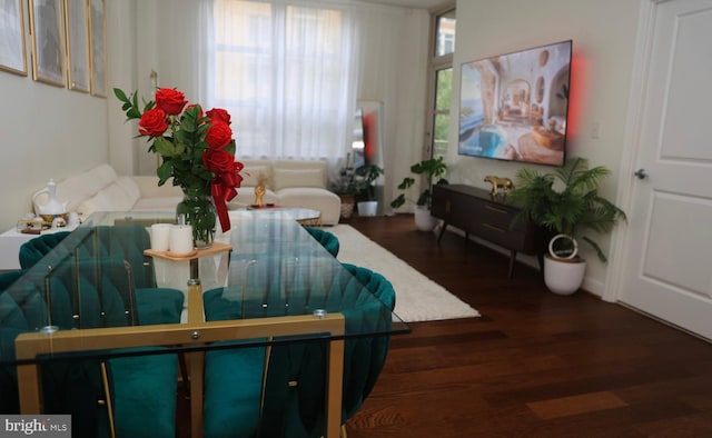 157 Fleet Unit 307, Oxon Hill, MD 20745 - living room with plenty of natural light and wood finished floors