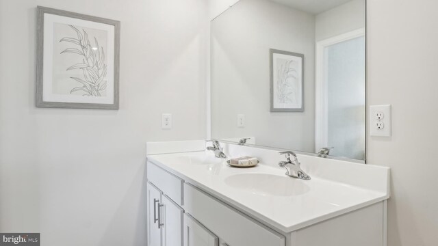 210 Bentz Ave, Villas, NJ 08251 - bathroom with double vanity