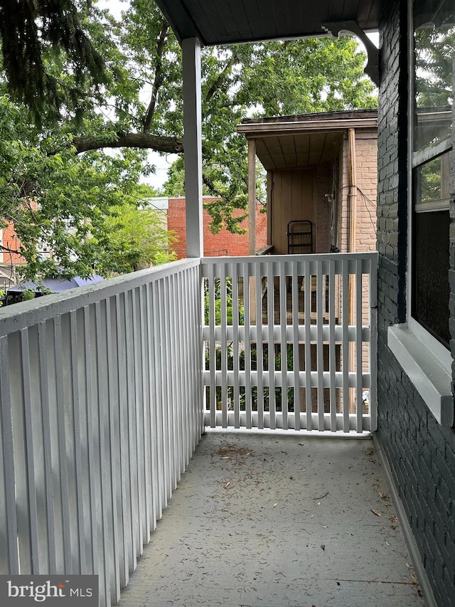 33 New Dorwart St, Lancaster, PA 17603 - view of patio / terrace featuring a balcony