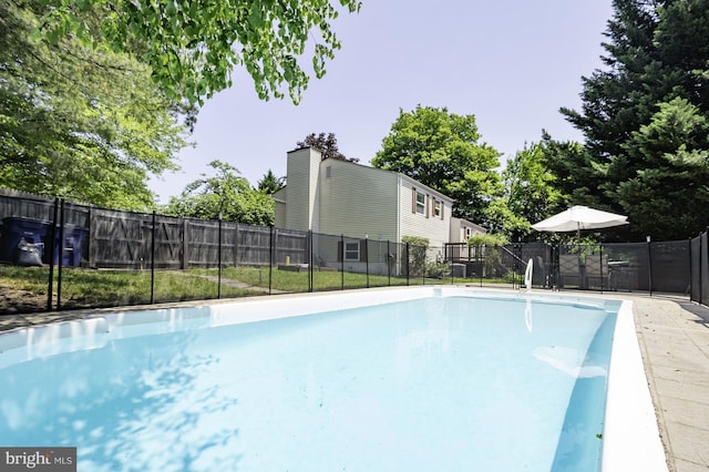 1100 Clarke St, Herndon, VA 20170 - view of pool