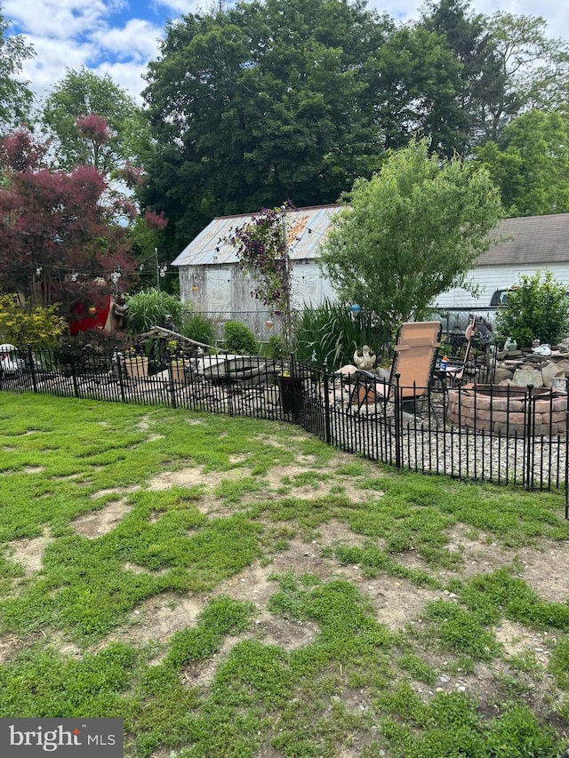 32 Jacobstown Rd, New Egypt, NJ 08533 - view of yard