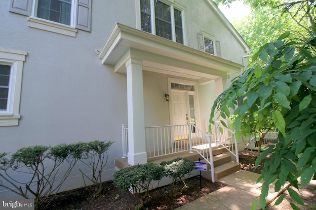 1300 Park Garden Ln, Reston, VA 20194 - property entrance with stucco siding