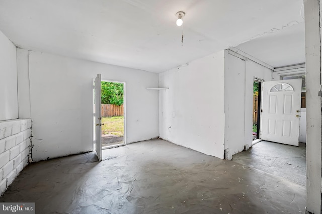 1402 W Old Cold Spring Ln, Baltimore, MD 21209 - view of garage