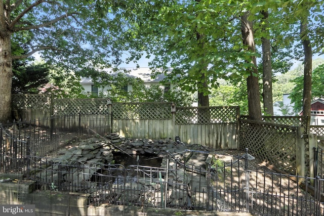 8225 Bubbling Spg, Laurel, MD 20723 - view of fenced backyard