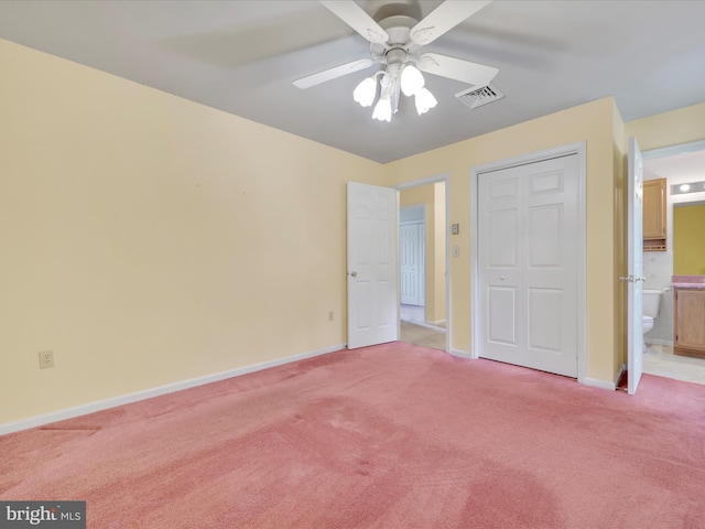 95 Comanche Dr, Auburn, PA 17922 - unfurnished bedroom with light colored carpet, ensuite bath, a closet, and ceiling fan