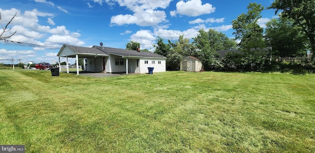 7602 Old Linton Hall Rd, Gainesville, VA 20155 - rear view of property with a lawn