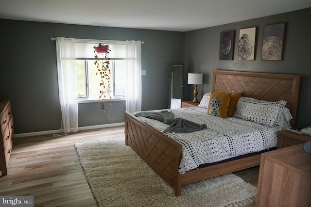 4 E Spring Oak Cir, Media, PA 19063 - bedroom with baseboards and light wood finished floors