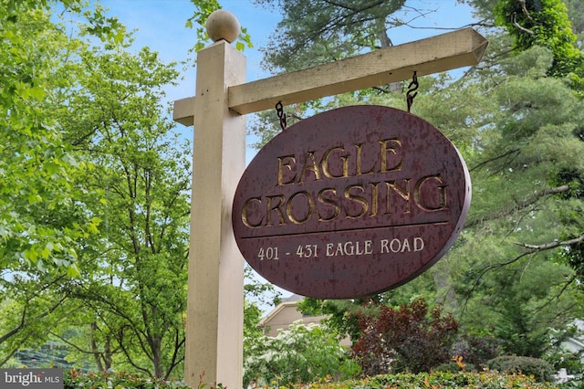413 Eagle Rd # 7, Wayne, PA 19087 - view of community sign