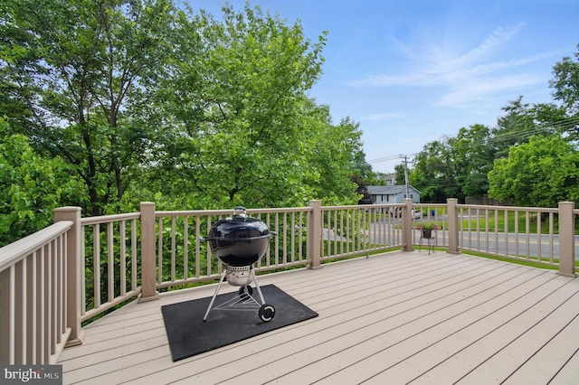 6201 Knolls Ct, Elkridge, MD 21075 - deck featuring an outdoor structure