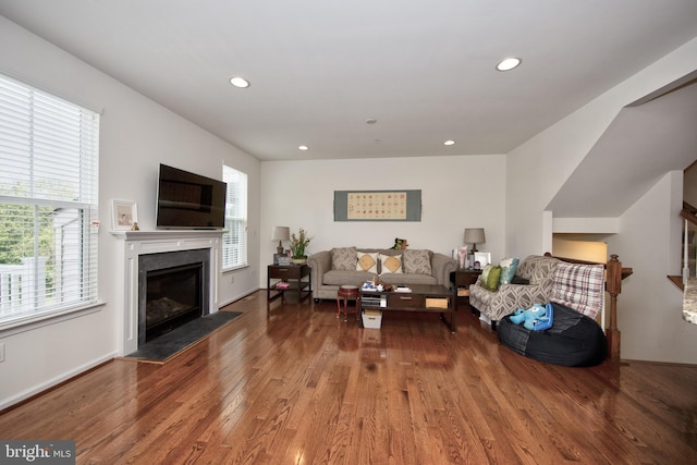 714 Shady Creek Ct, Bel Air, MD 21015 - living area featuring wood finished floors, a fireplace, and recessed lighting