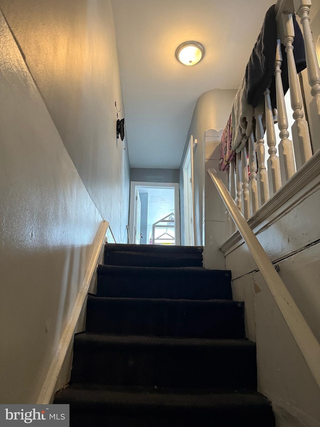 2338 W Hagert St, Philadelphia, PA 19132 - view of stairway