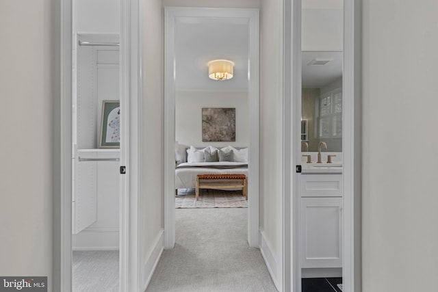 3718 Gradyville Rd, Newtown Square, PA 19073 - corridor featuring carpet and a sink
