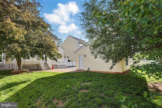 9901 Airedale Ct, Bristow, VA 20136 - view of yard featuring a wooden deck