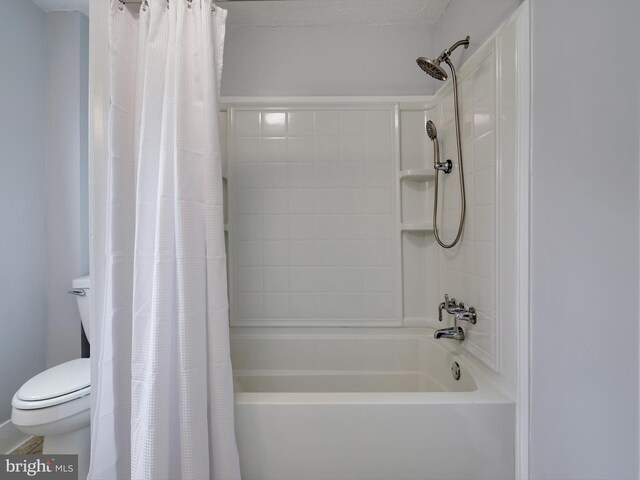 6202 K St, Capitol Heights, MD 20743 - full bath featuring toilet and shower / bath combination with curtain