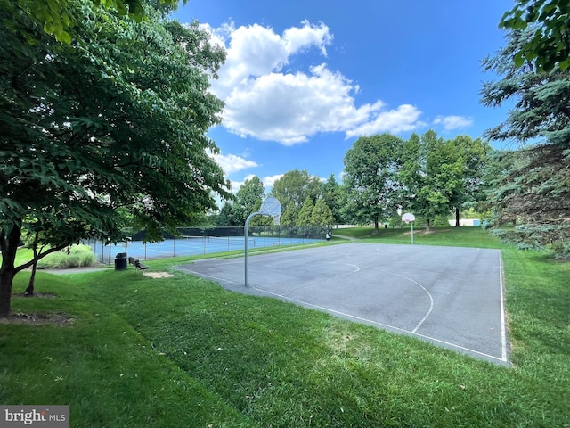 10861 Hunter Gate Way, Reston, VA 20194 - view of sport court featuring community basketball court