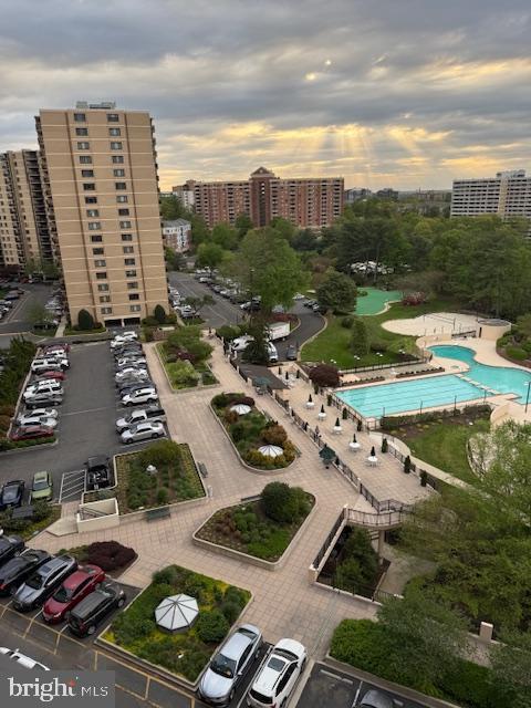 307 Yoakum Pkwy Unit 1801, Alexandria, VA 22304 - aerial view of property's location with a pool and nearby urban area