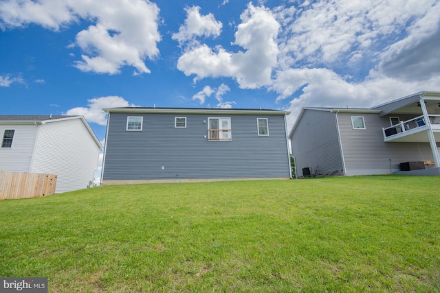 316 Pochards Ct, Martinsburg, WV 25403 - view of rear view of house