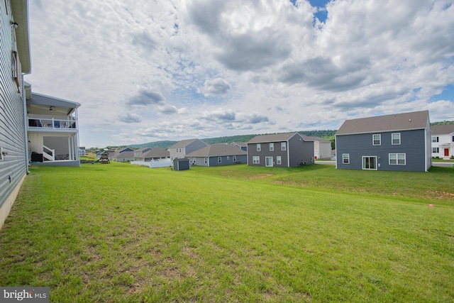 316 Pochards Ct, Martinsburg, WV 25403 - view of grassy yard with a residential view