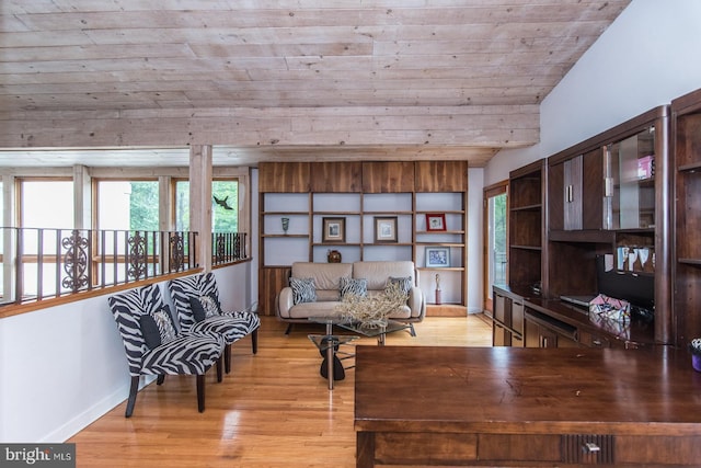 2500 Edge Hill Rd, Huntingdon Valley, PA 19006 - living area featuring light wood-style floors and baseboards