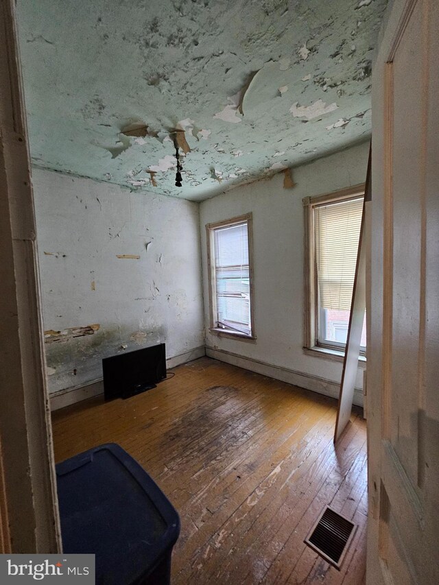 5541 Race St, Philadelphia, PA 19139 - unfurnished room featuring hardwood / wood-style floors