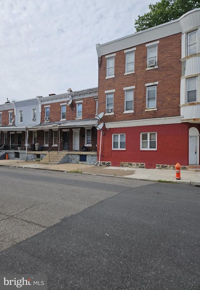 5541 Race St, Philadelphia, PA 19139 - multi unit property featuring brick siding and covered porch