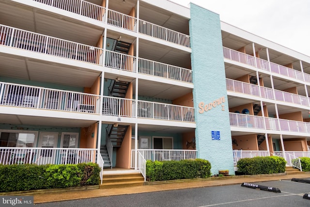 17 139th St Unit 105, Ocean City, MD 21842 - view of apartment building / complex with stairs