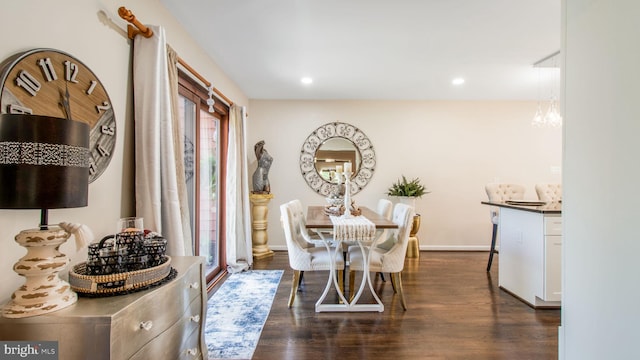 11500 Golden Post Ln, Gaithersburg, MD 20878 - dining area with dark wood finished floors, a chandelier, recessed lighting, and baseboards