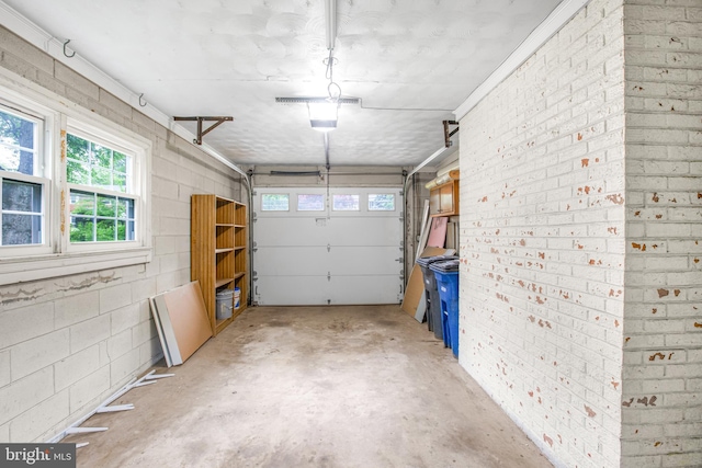 8007 Lewinsville Rd, Mclean, VA 22102 - view of garage