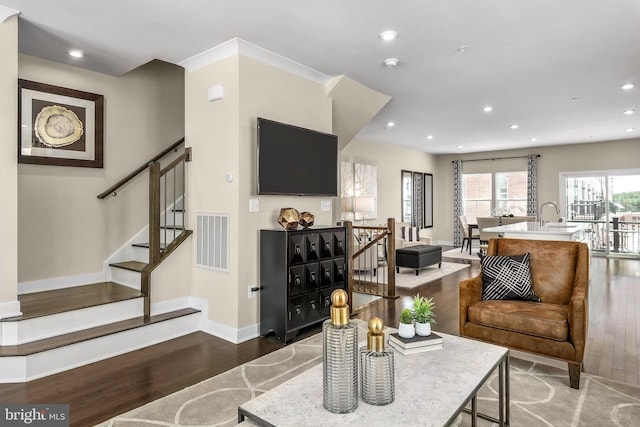 5412 Billenca Ln Unit B, Upper Marlboro, MD 20772 - living room featuring wood finished floors, baseboards, recessed lighting, and stairway