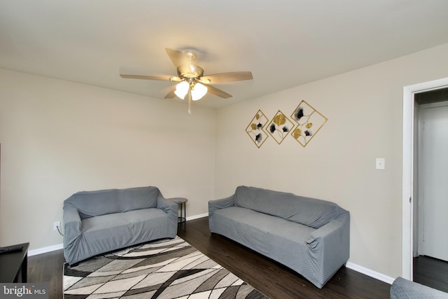 13732 Moccasin Ct, Woodbridge, VA 22193 - sitting room featuring a ceiling fan, wood finished floors, and baseboards