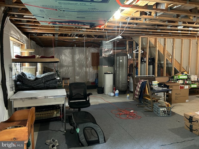 76 Red Burke Ct, Front Royal, VA 22630 - unfinished below grade area featuring a water pressure tank