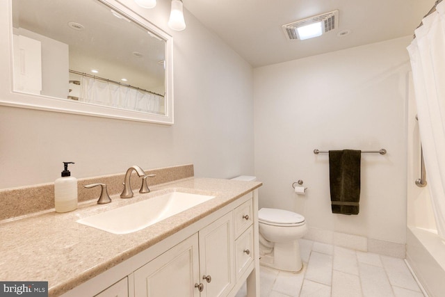 4100 N Charles St Unit 203, Baltimore, MD 21218 - bathroom featuring vanity, toilet, a shower with curtain, and tile patterned flooring