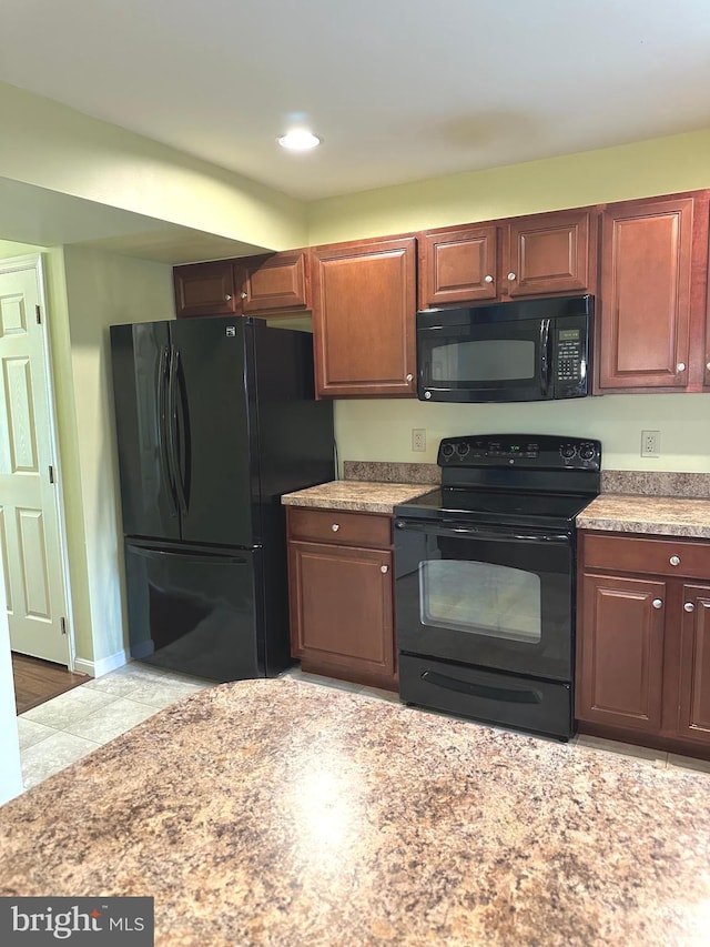 413 Park View Dr, Harrisburg, PA 17110 - kitchen featuring black appliances, light countertops, and recessed lighting
