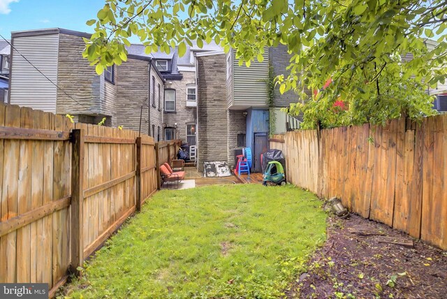 134 N Plum St, Lancaster, PA 17602 - view of yard featuring a patio