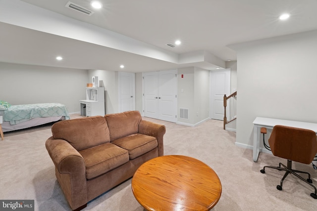 138 Merseyside Dr, Woolwich Twp, NJ 08085 - living area with light colored carpet, recessed lighting, and baseboards