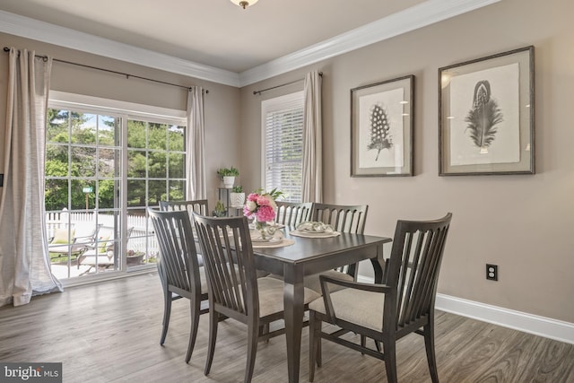 500 Prince George Dr, Lancaster, PA 17601 - dining area featuring wood finished floors, crown molding, and baseboards