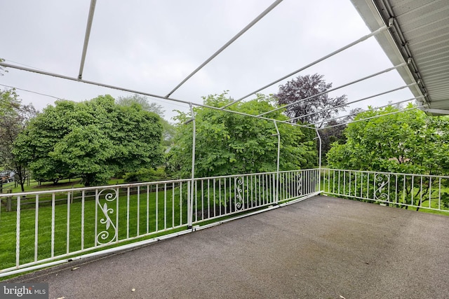 1545 Farr Rd, Wyomissing, PA 19610 - view of patio / terrace featuring a balcony