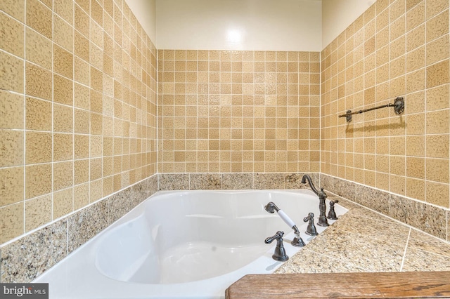 7423 Round Hill Rd, Frederick, MD 21702 - full bathroom with a garden tub