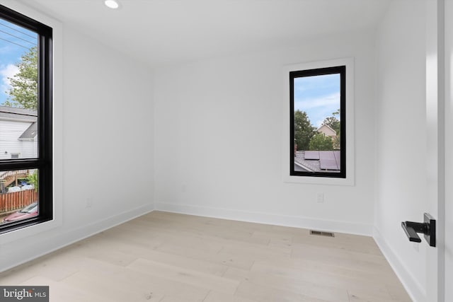 2007 S Joyce St, Arlington, VA 22202 - unfurnished room featuring recessed lighting and baseboards